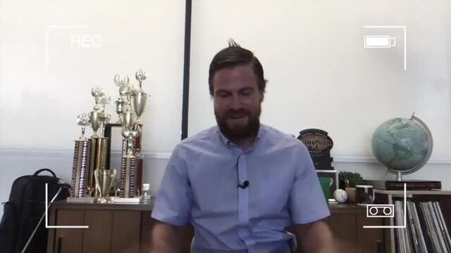 Stephen amell