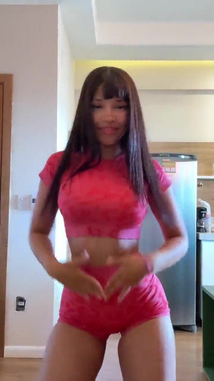 Mariana Curiell's solo masturbation session