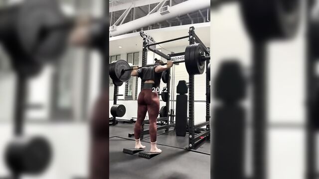 Kelly matthews is a young woman with nice forms who loves sex