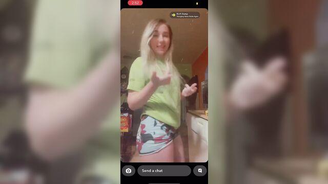 Young girl sent her ass photos to a friend on snapchat