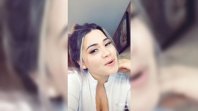 Big cock is good for a nice sex with a beautiful woman