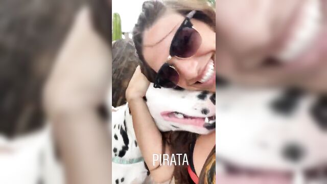 Mma hottie mackenzie dern shows her skills and sexy body