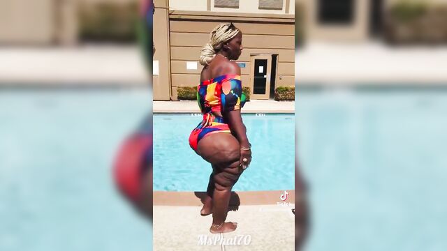 Masterbating with a huge ftm cock is so satisfying