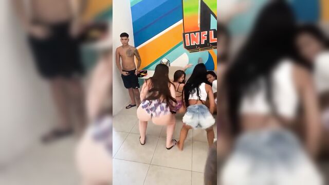 A cutie was dancing funk and beating herself thinking about her crush