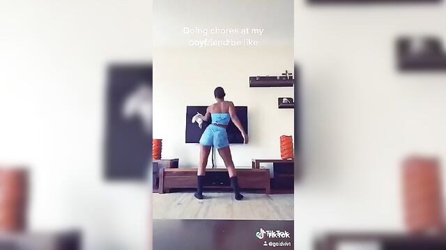 Slim thick g0ldviv from tiktok, showcasing her amazing physique