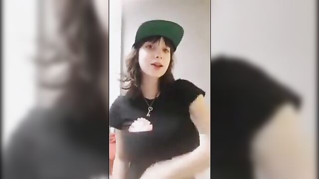 Uwucaptain666 missing media with big tits action