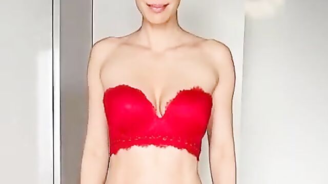 Argentina model ingrid grudke exposes her sexy body on camera