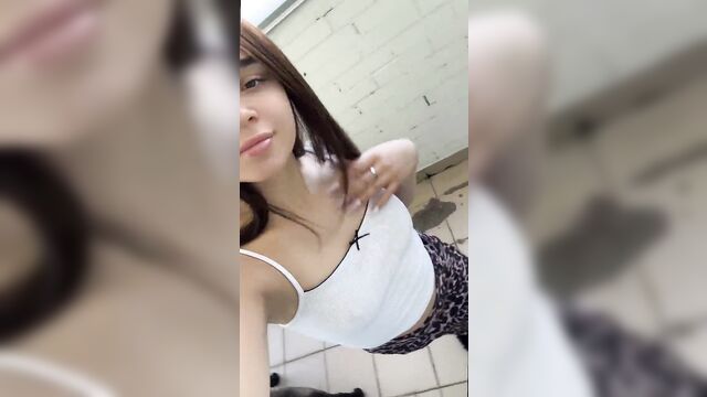 Kamila heels leaked nude photos from her tiktok account