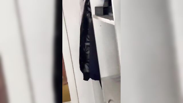 The video of momo benavides exploded in argentina when she called and chased me