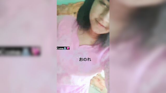 Hot bangladeshi girl aliza shows her boobs in video