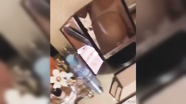 A girl with big tits is showing her ass on tiktok