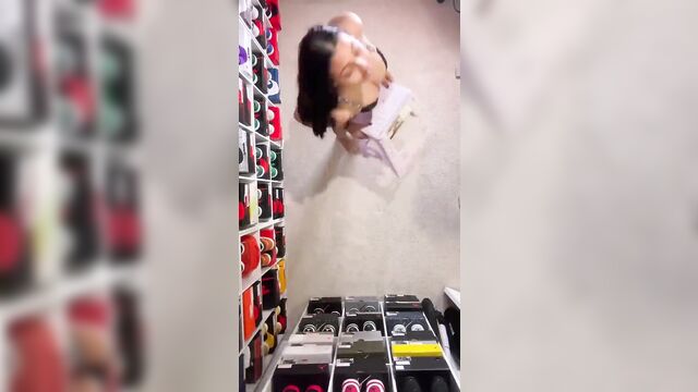 Who is this tiktok star that i've been obsessed with?