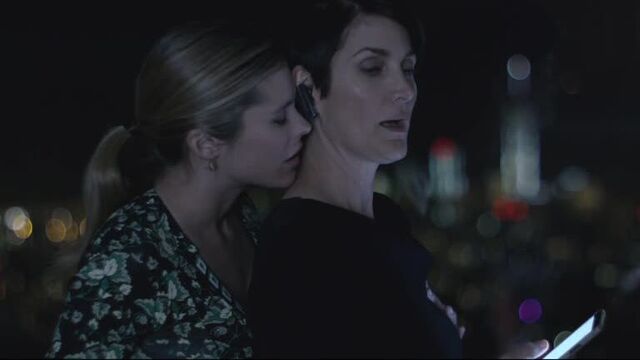 Carrie-anne moss, susie abromeit - jessica jones (2015) s01e01 1080p nude? sexy! watch online