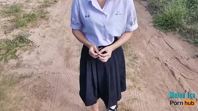 Melon_ice_-_นักเรียน_เย็ดกับครูแลกเกรดในป่า_วิชาชีวะ_thai fuck_with_teacher.mp4