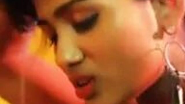 Indian webseries porn actress aleesa bella sex scandal