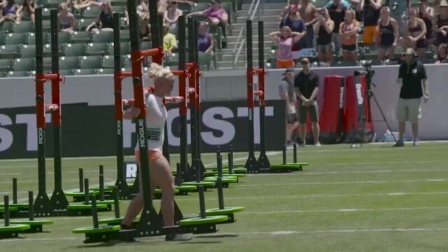 Crossfit female motivation - power exceed